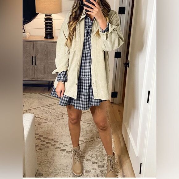 Boutique Shop Talulah Albany Corduroy Shacket - Picture 6 of 7